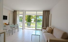 Club Nautico - Phoenix Studio Lake View