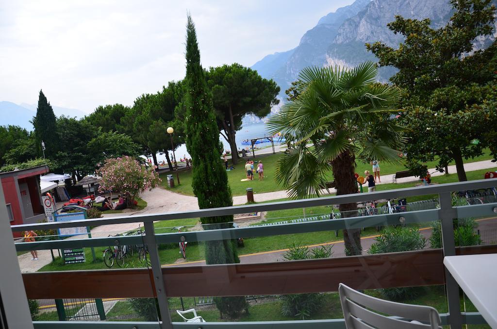 Club Nautico - Phoenix Studio Lake View Riva del Garda Zimmer foto