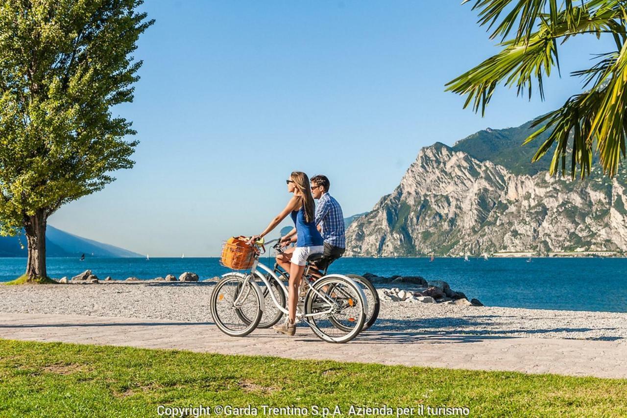 Club Nautico - Phoenix Studio Lake View Riva del Garda Exterior foto